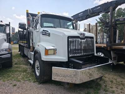 Western Star 4700 Logging Truck