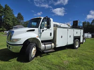International DuraStar 4400 Mechanic / Service Truck
