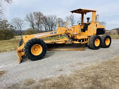 LeeBoy 685 Motor Grader