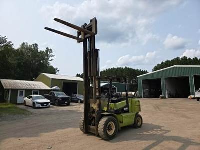Clark CGP50 Pneumatic Tire Forklift
