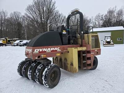 Dynapac CP142 Pneumatic Tired Roller