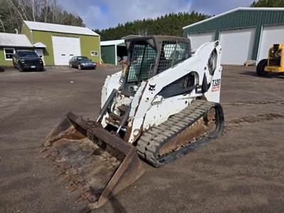 Bobcat T300 Skid Steer
