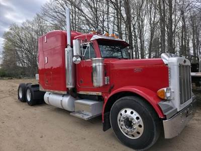 Peterbilt 379 Sleeper Semi Truck