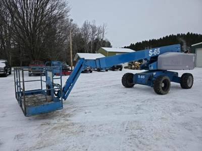 Genie S-65 Telescopic Boom Lift