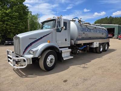 Kenworth T800 Vacuum Truck