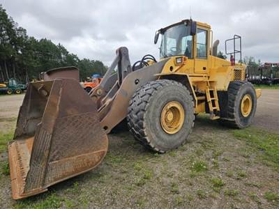 Volvo L220E Wheel Loader