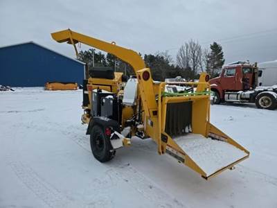 Altec DC1317 Towable Wood Chipper
