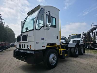 Autocar XSpotter Yard Spotter Truck