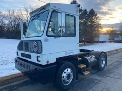 Capacity TJ5000 DOT Yard Spotter Truck