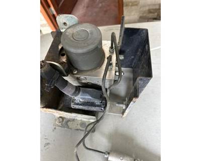 Isuzu NQR ABS Control Module