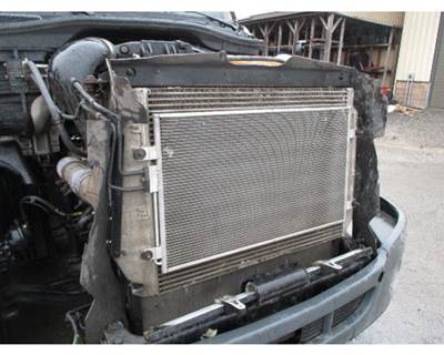 Freightliner Cascadia A/C Condenser for a Freightliner CASCADIA 125