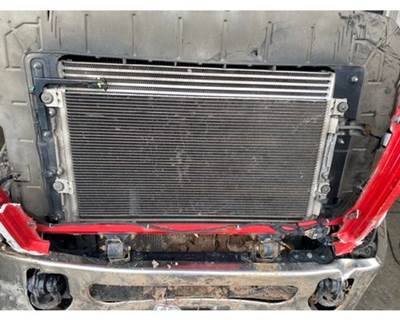 Mack Pinnacle CXU613 A/C Condenser for a Mack CXU613