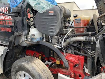 Caterpillar CT660 Air Cleaner / Air Filter Housing for a CAT CT660