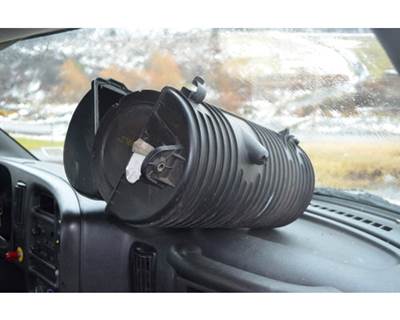 Chevrolet C6500 Air Cleaner / Air Filter Housing