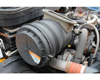 International 4300 Air Cleaner / Air Filter Housing