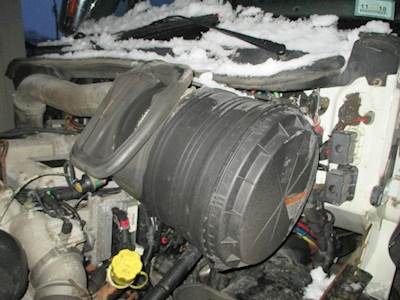 International ProStar Air Cleaner / Air Filter Housing