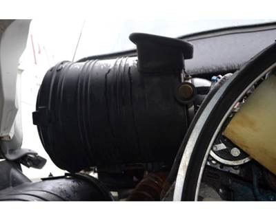 International ProStar Air Cleaner / Air Filter Housing