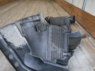 International TerraStar Air Cleaner / Air Filter Housing