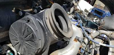 Kenworth T370 Air Cleaner / Air Filter Housing