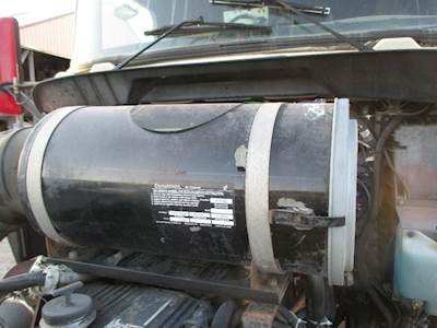 Kenworth T600 Air Cleaner / Air Filter Housing