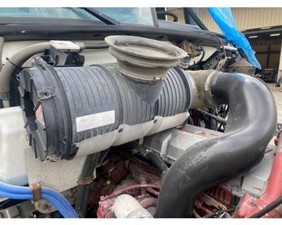 Mack Granite GU713 Air Cleaner / Air Filter Housing for a Mack GU713