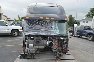 Mack Vision Air Cleaner / Air Filter Housing for a Mack CX613 VISION