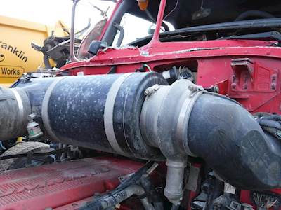 Peterbilt 367 Air Cleaner / Air Filter Housing