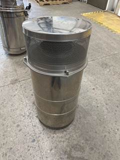 Peterbilt 379 Left Air Cleaner / Air Filter Housing