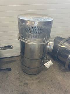 Peterbilt 389 Air Cleaner / Air Filter Housing