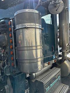 Peterbilt 389 Left Air Cleaner / Air Filter Housing
