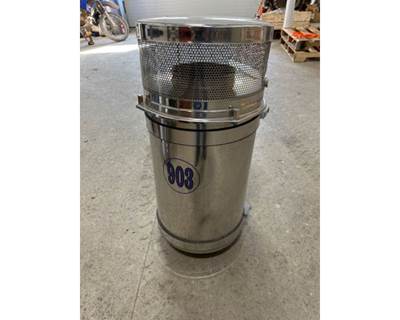 Western Star 4900EX Left Air Cleaner / Air Filter Housing for a Western Star Trucks 4900 EX