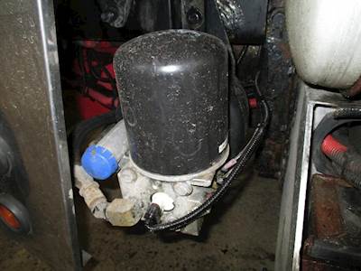 Peterbilt 389 Air Dryer