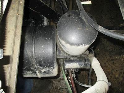 Peterbilt 389 Air Dryer