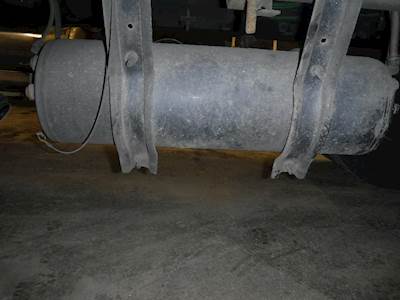 Freightliner M2 106 Air Tank
