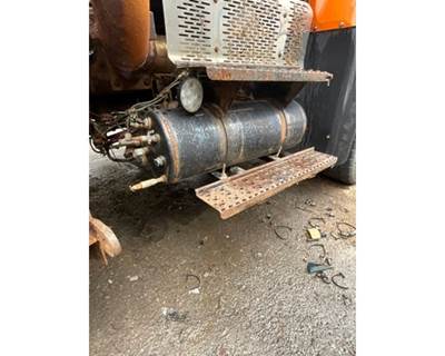 International 7600 Air Tank