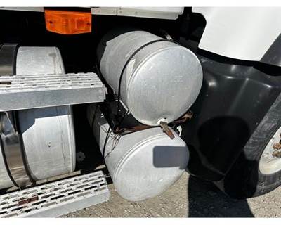 Mack Granite CV713 Air Tank for a Mack CV713 GRANITE