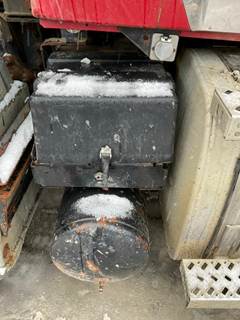 Mack Granite GU713 Air Tank for a Mack GU713