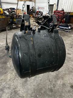 Mack RD688S Air Tank