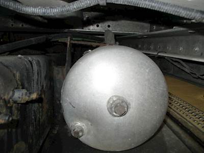 Peterbilt 389 Left Air Tank