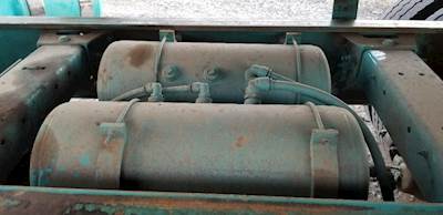 Peterbilt 389 Air Tank