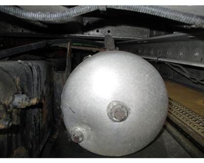 Peterbilt 389 Left Air Tank