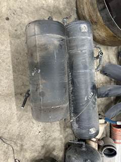 Peterbilt 567 Air Tank
