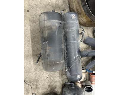 Peterbilt 567 Air Tank