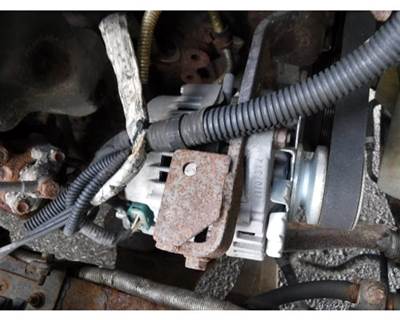 Isuzu NPR Alternator