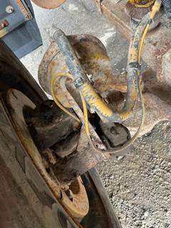 Caterpillar CT660 Front Axle Assembly for a CAT CT660