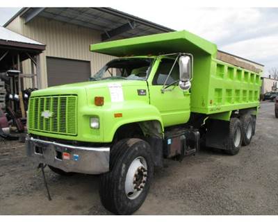 Chevrolet C7500 Front Axle Assembly