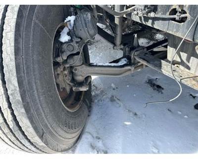 Freightliner Cascadia 116 Front Axle Assembly