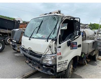 Hino 195 Front Axle Assembly