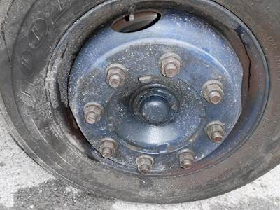 International 4200 Front Axle Assembly