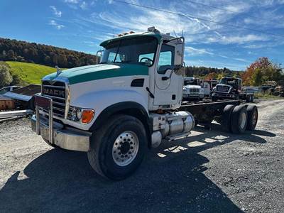 Mack Granite CV713 Front Axle Assembly for a Mack CV713 GRANITE